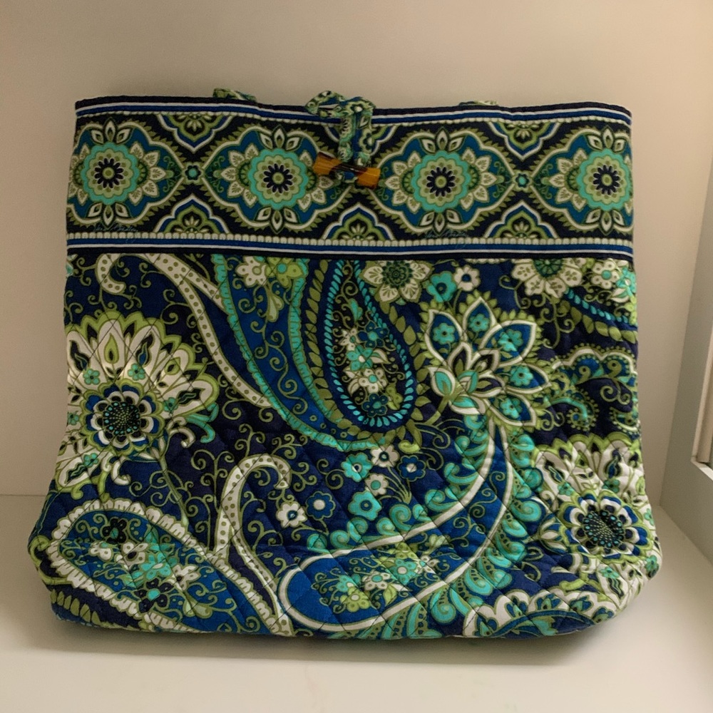 Vera Bradley Messenger Bag in Rhythm and Blues